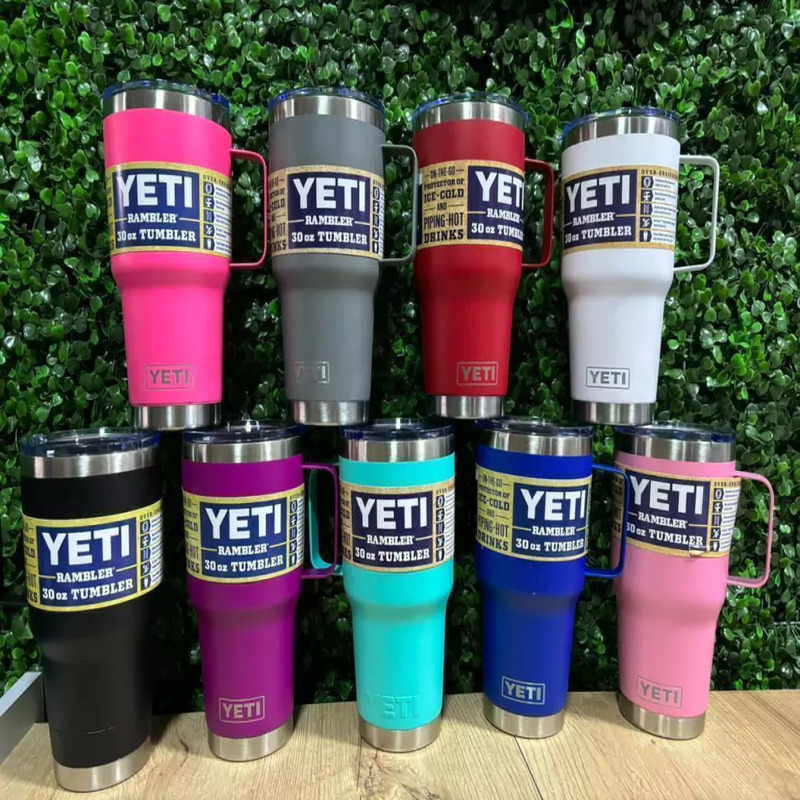 YETI Rambler Taza De Viaje De 30 Onzas Acero Inoxidable Aislada Al